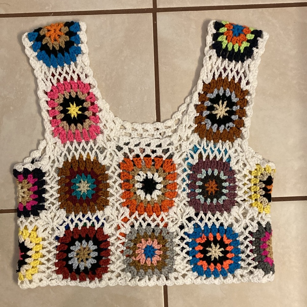 Crotchet Granny Square Tank Top - Picture 4 of 7